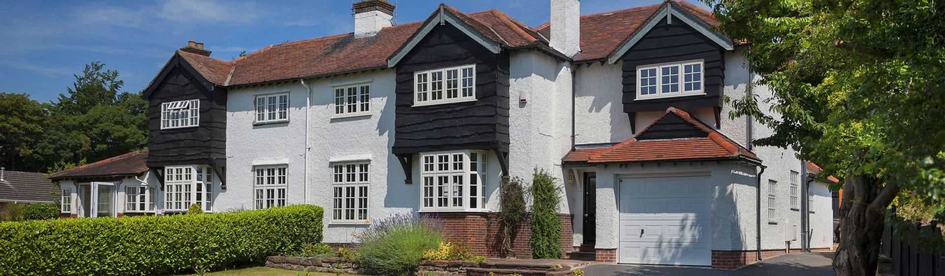 Aluminium And UPVC Windows: Long-Lasting Solutions In Stoke-on-Trent